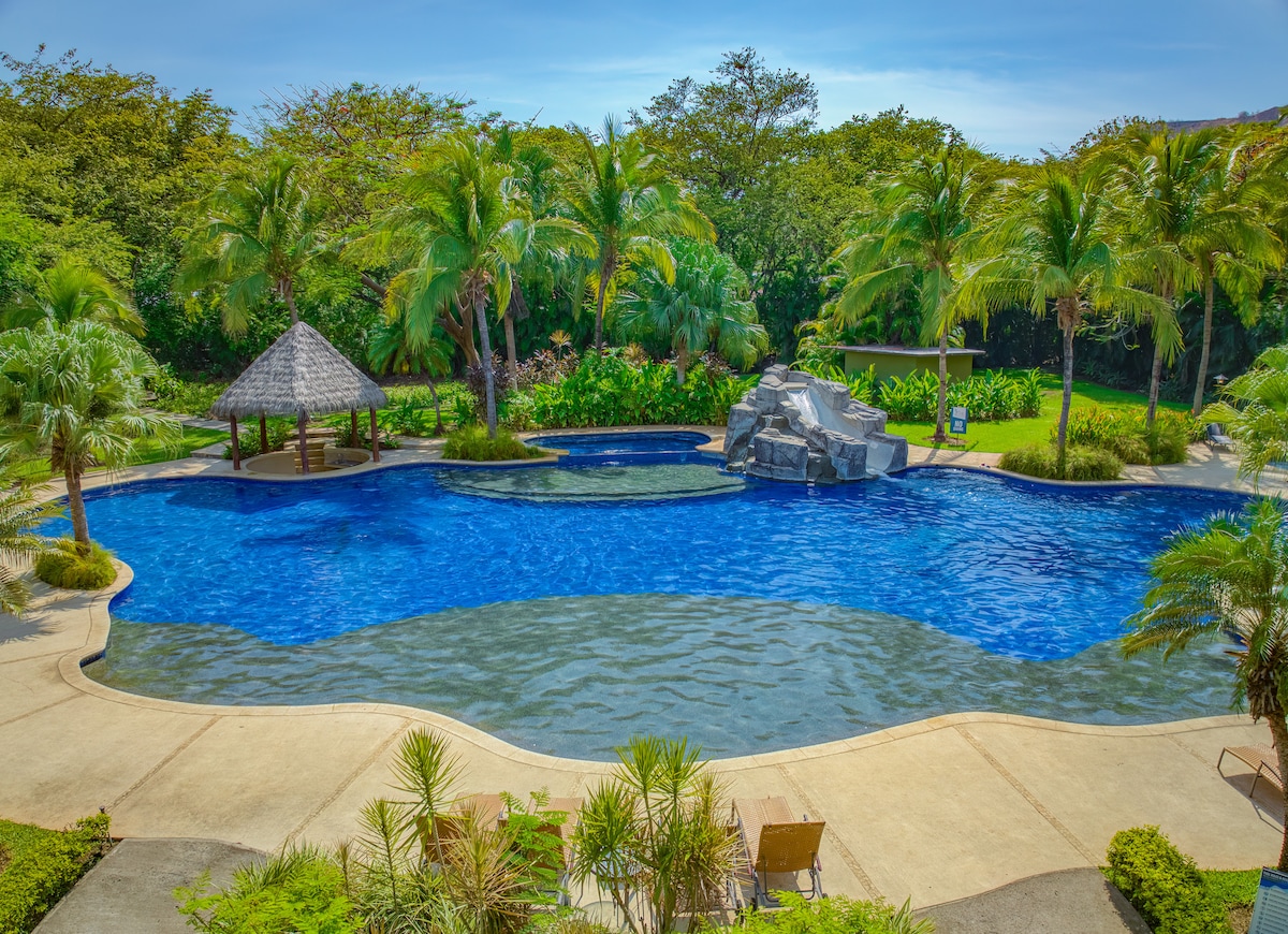 The Club at Coco Bay Resort Pool